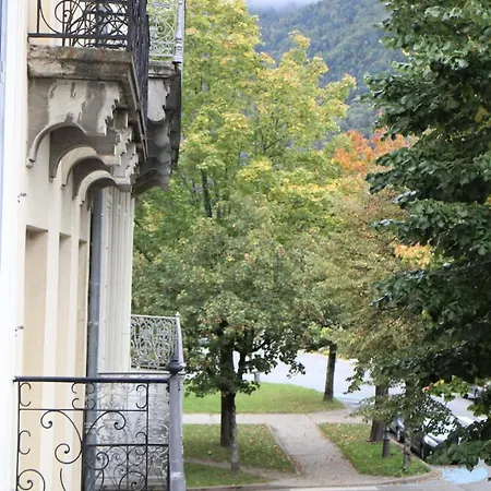 Apartment Funky, Affordable Mountain