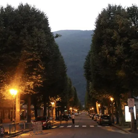 Funky, Affordable Mountain Apartment *